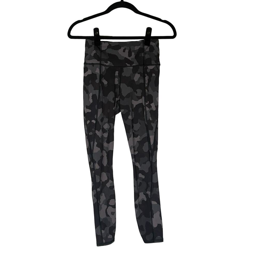 Athleta Lightning Camo 7/8 Tights XS Black Gray Pocket Leggings